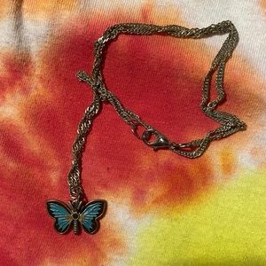 Vintage y2k butterfly necklace